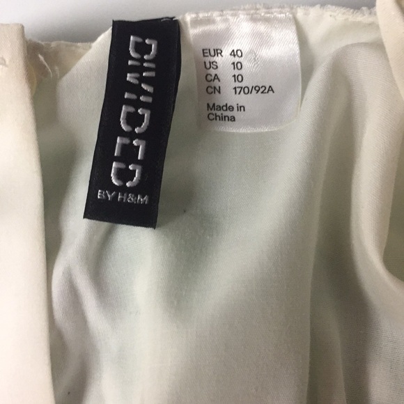 White dress - Picture 5 of 5